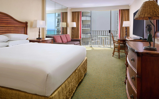 OUTRIGGER Waikiki Beach Resort