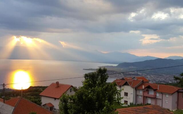 Sunset Apartments Velestovo - Ohrid