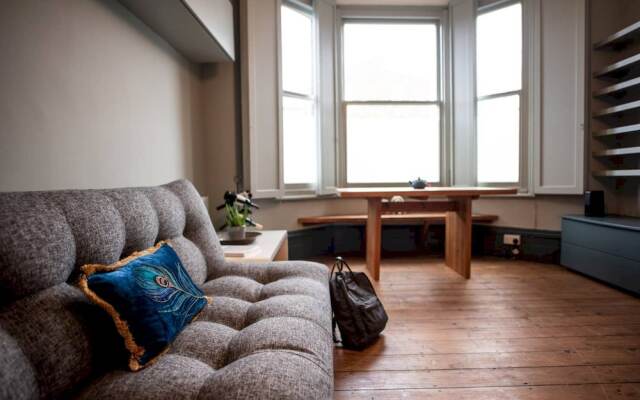 Homely 1 Bedroom Apartment in Bustling Clapham