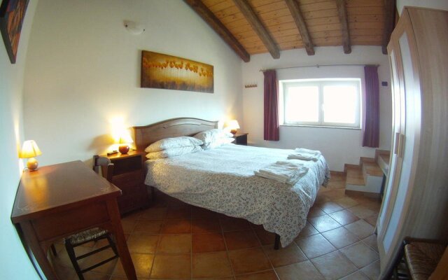 Al Campo Di Sotto Bed & Breakfast