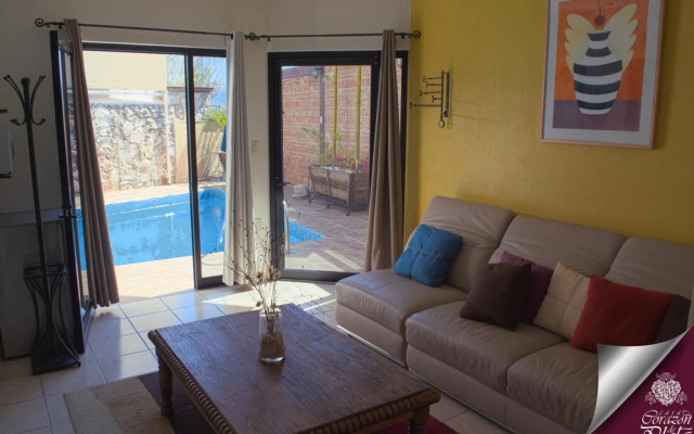 Casa Corazón de Plata Suites