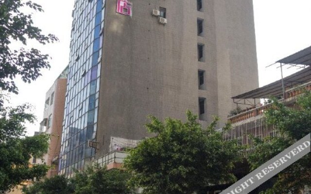 BOOZ Fashion Hotel Shishi Pedestrian Zone Branch