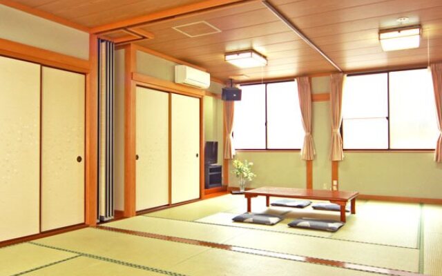 Minshuku Okamotoya