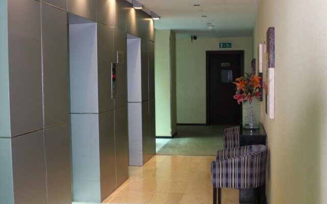 Royal Ascot Hotel Apartments