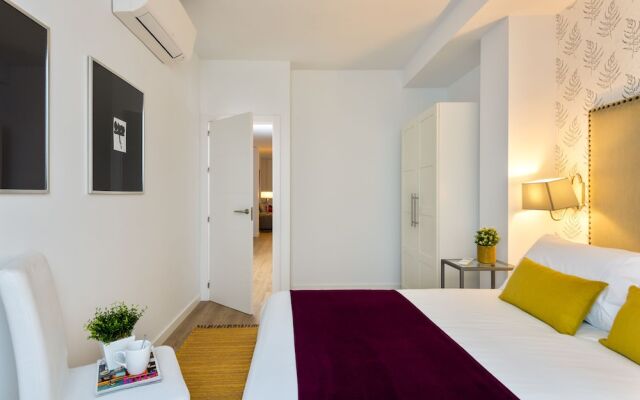 2 Bd Apartment in the Center of Seville. Baños III