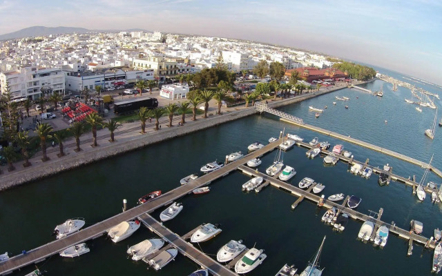 Real Marina Residence