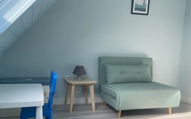 Holiday Home in Plouarzel Near Sandy Beaches