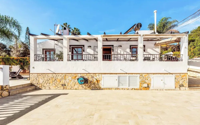 Villa Elisa