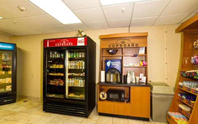 Candlewood Suites Ft Myers I-75 by IHG