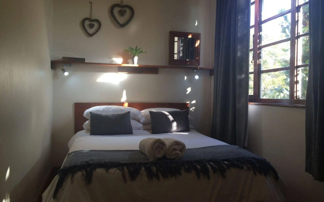 A Sunflower Stop - Hostel