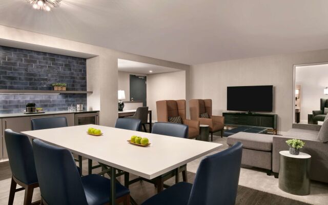 DoubleTree by Hilton Canton Downtown