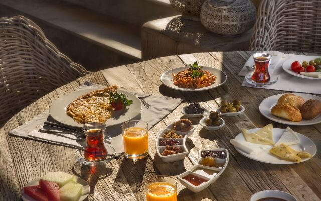 Martı Hemithea Hotel