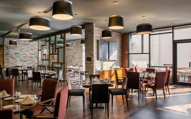 DoubleTree by Hilton Celaya