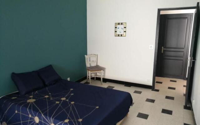 T4- terrasse 50m², garage, centre-ville