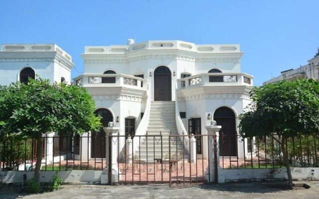 Kumaon Plaza