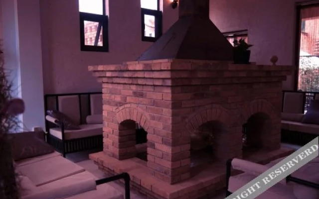 Dongfengyun Niuduoluo Music Farmhouse