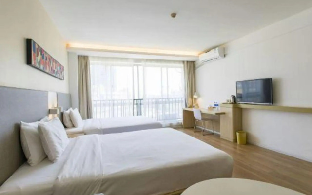 HanTing Hotel (Huaihua Hexi)