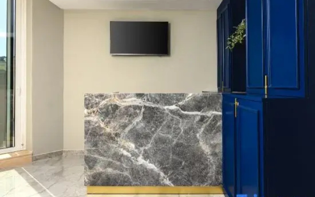 XVI Suites Boutique Hotel