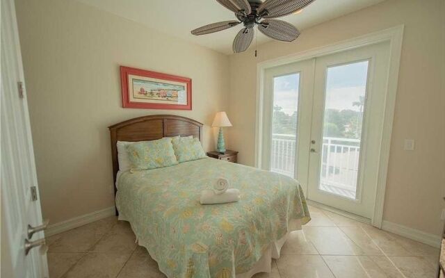 Beachy Villa Vista Apartment 5