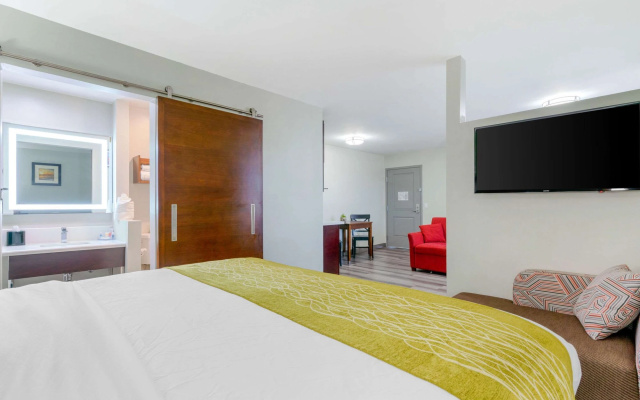 Antioch Inn and Suites