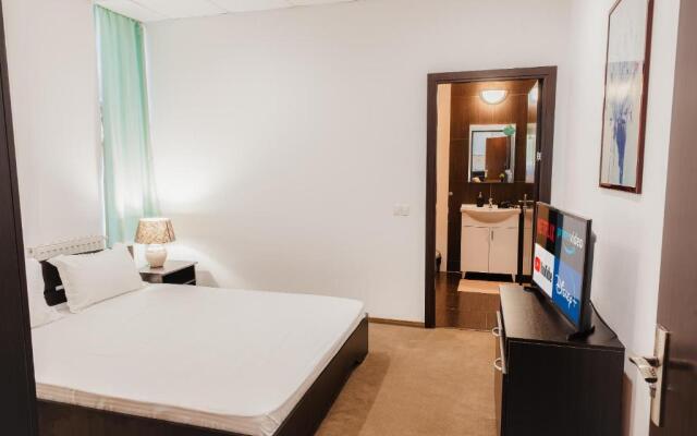 Uni88 Apartments