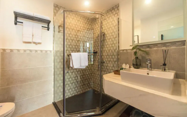 Li River Resort Villa Hotel