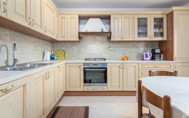 Traditional Stone Holiday House for up to 8 Persons