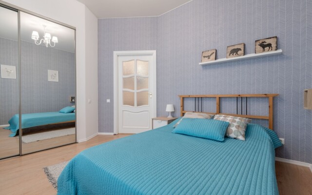 Апартаменты «Spb2day на Невском 81»