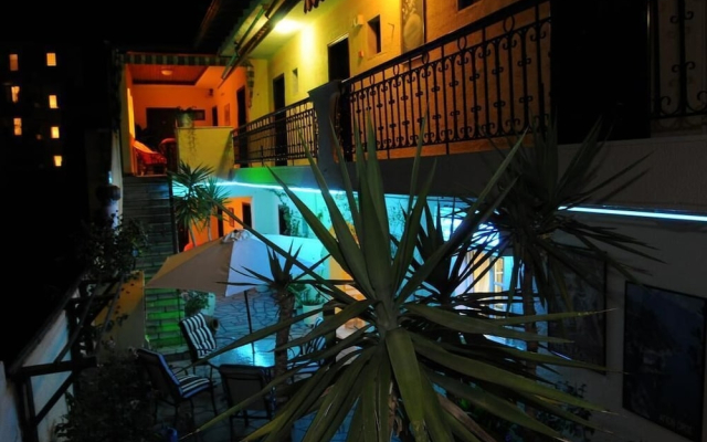 Welcome To Hotel ,,petunia,, In Neos-marmaras,xalkidiki ,greece,in Para18dise