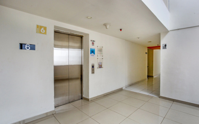 OYO 3247 Afira Rooms Aeropolis