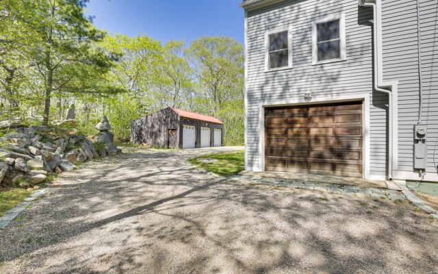 Spacious Kennebunkport Home w/ View, 2 Mi to Beach