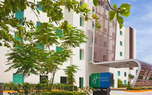 Holiday Inn Express Ciudad Del Carmen, an IHG Hotel