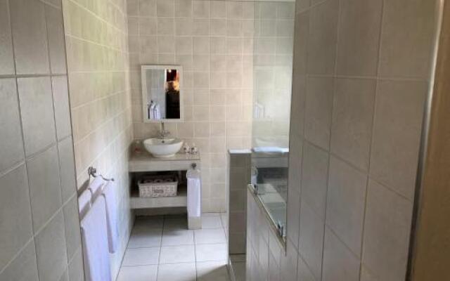 Jelani Guest House