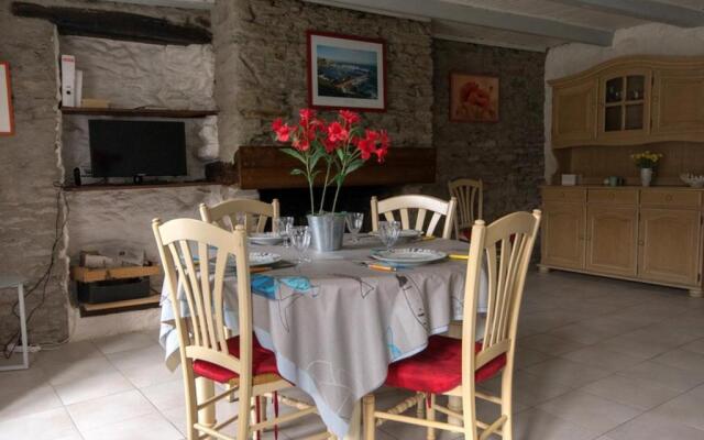 Appartement Le Palais, 2 pièces, 4 personnes - FR-1-418-68