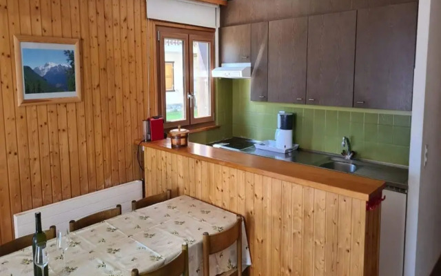 Modern Apartment With Views