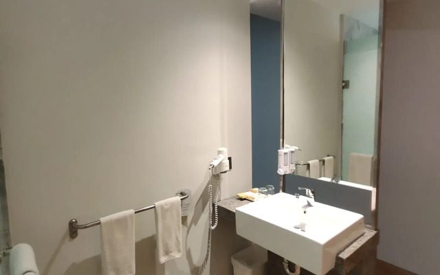 Comforta Hotel Tanjung Pinang