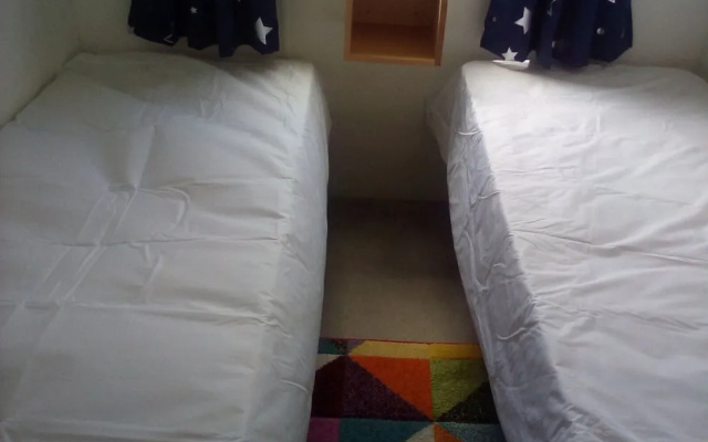 Arizona Family and Dogs Welcome Caravan 3 Bedrooms