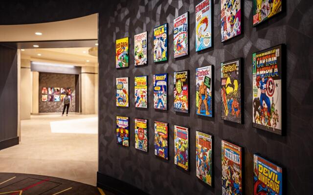 Disney's Hotel New York - The Art of Marvel
