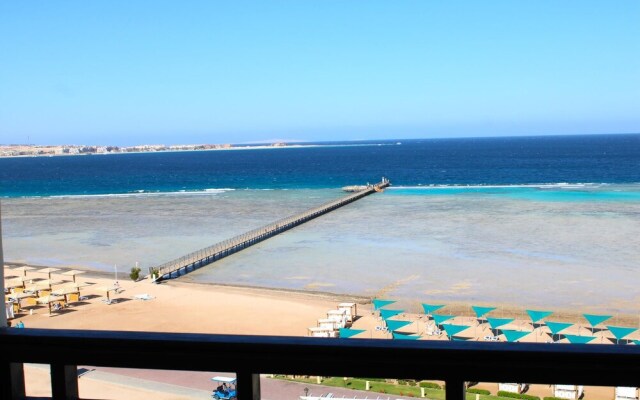 Sea View Studio in Luxury 5 Star Hotel Hurghada