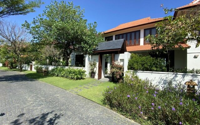 Luxury Pool Villas in Purama Villas