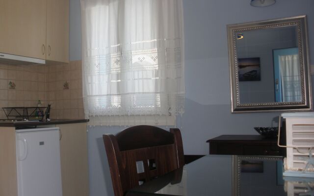 Blue Harmony Apartments