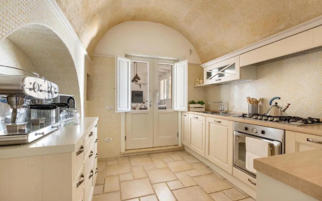 Villa Medici alla Macchia by BarbarHouse