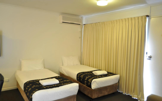 Albury Burvale Motor Inn – Guest Rooms – Albury