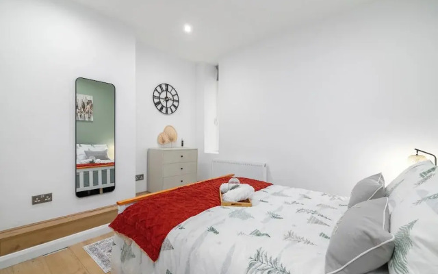 Deluxe 1 Bed Apartment, London