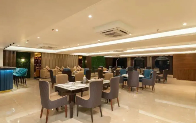 Grand Luxotica By DLS Hotels