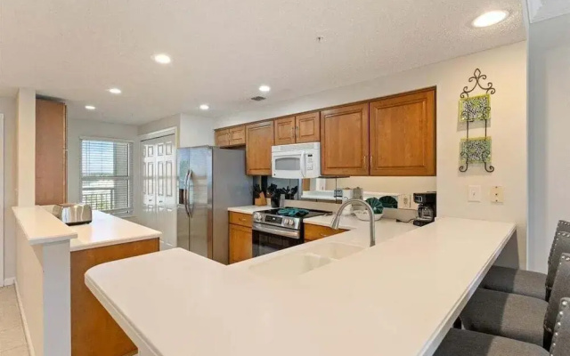 Sea Glass 2 Bedroom Condo