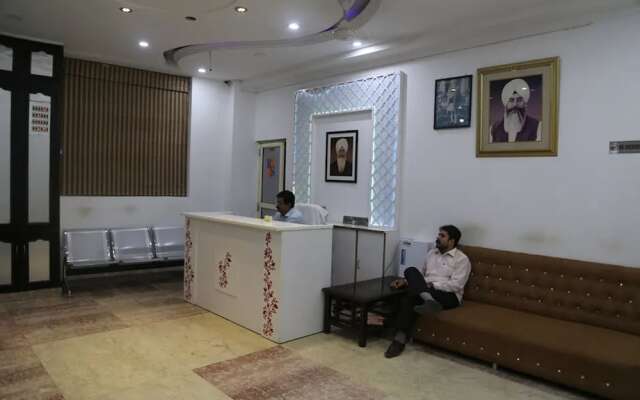 Hotel R S International