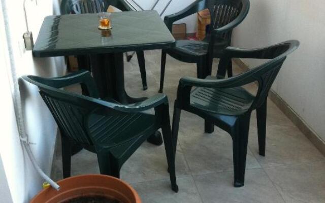 11 Shio Chitadze St
