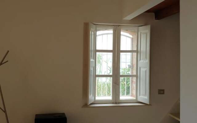 House With 2 Bedrooms in Milazzo, With Enclosed Garden and Wifi - 500 m From the Beach