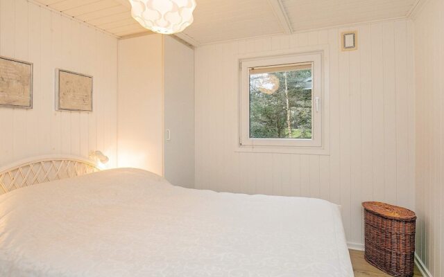 6 Person Holiday Home in Roslev